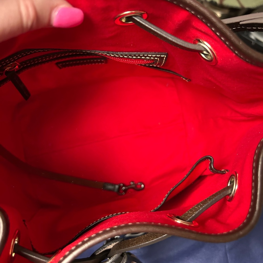 Dooney & Bourke Pebble Grain Tasha Drawstring Bordeaux Color Shoulder Bag - Picture 9 of 12